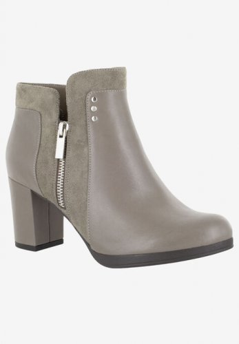 Loyal II Bootie - Bella Vita